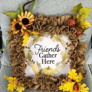 Holiday wreath